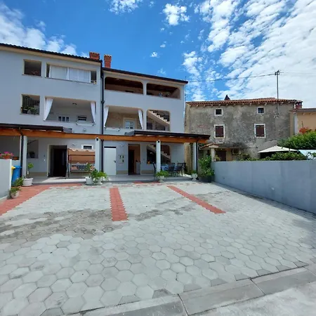 App Roko 3 Porec