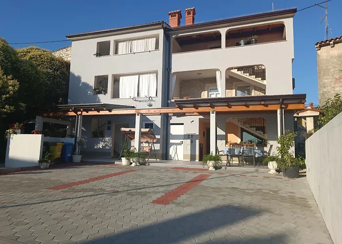 App Roko 3 Apartman *