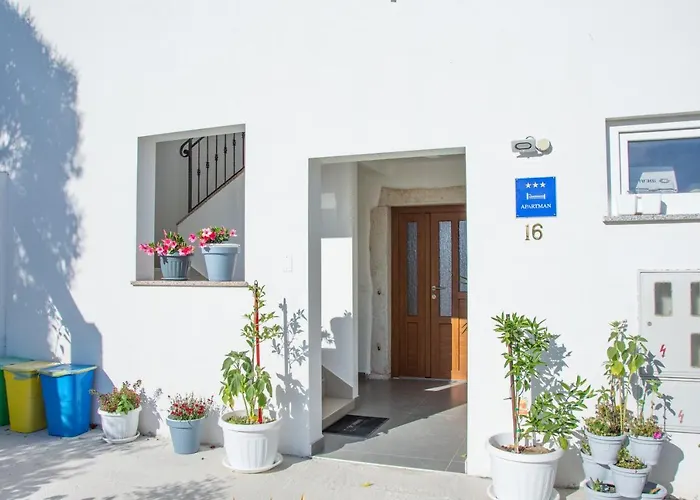 App Roko 3 Apartment *