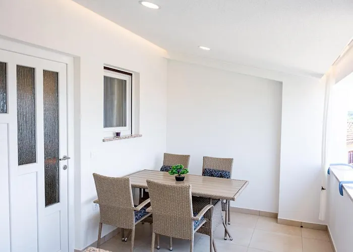 Apartment App Roko 3